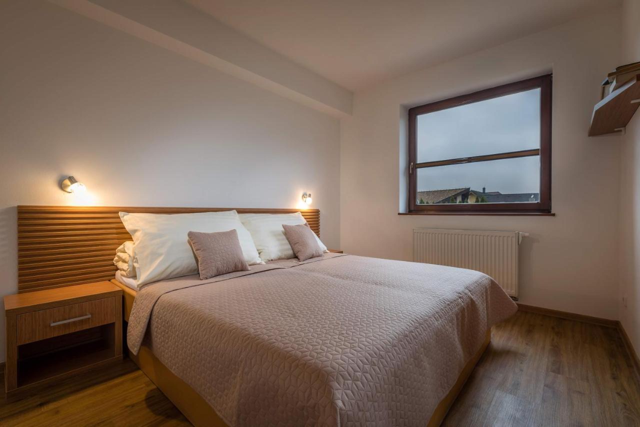 Hotel Moment - Bistro & Ubytovanie Batizovce Exteriér fotografie