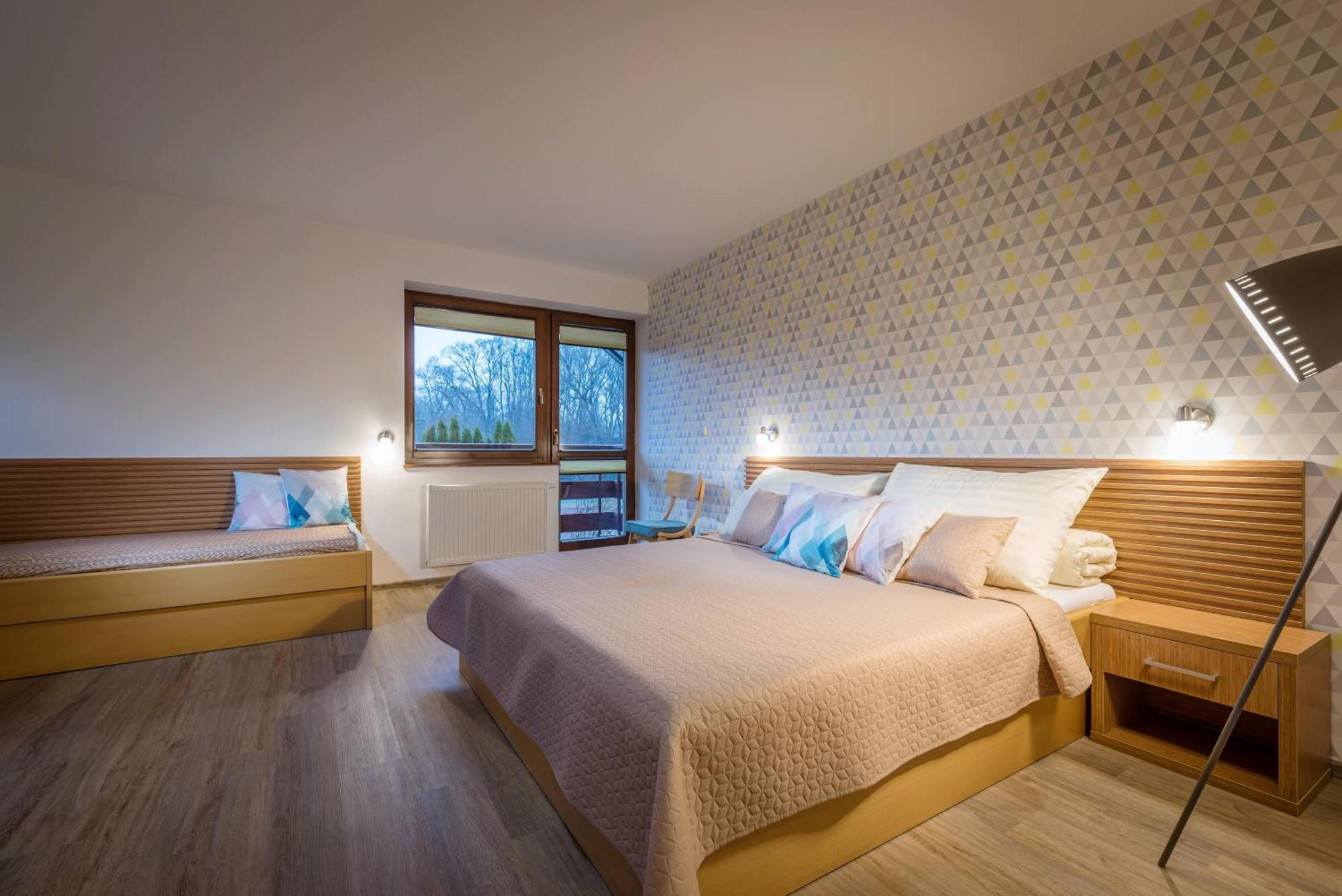 Hotel Moment - Bistro & Ubytovanie Batizovce Exteriér fotografie